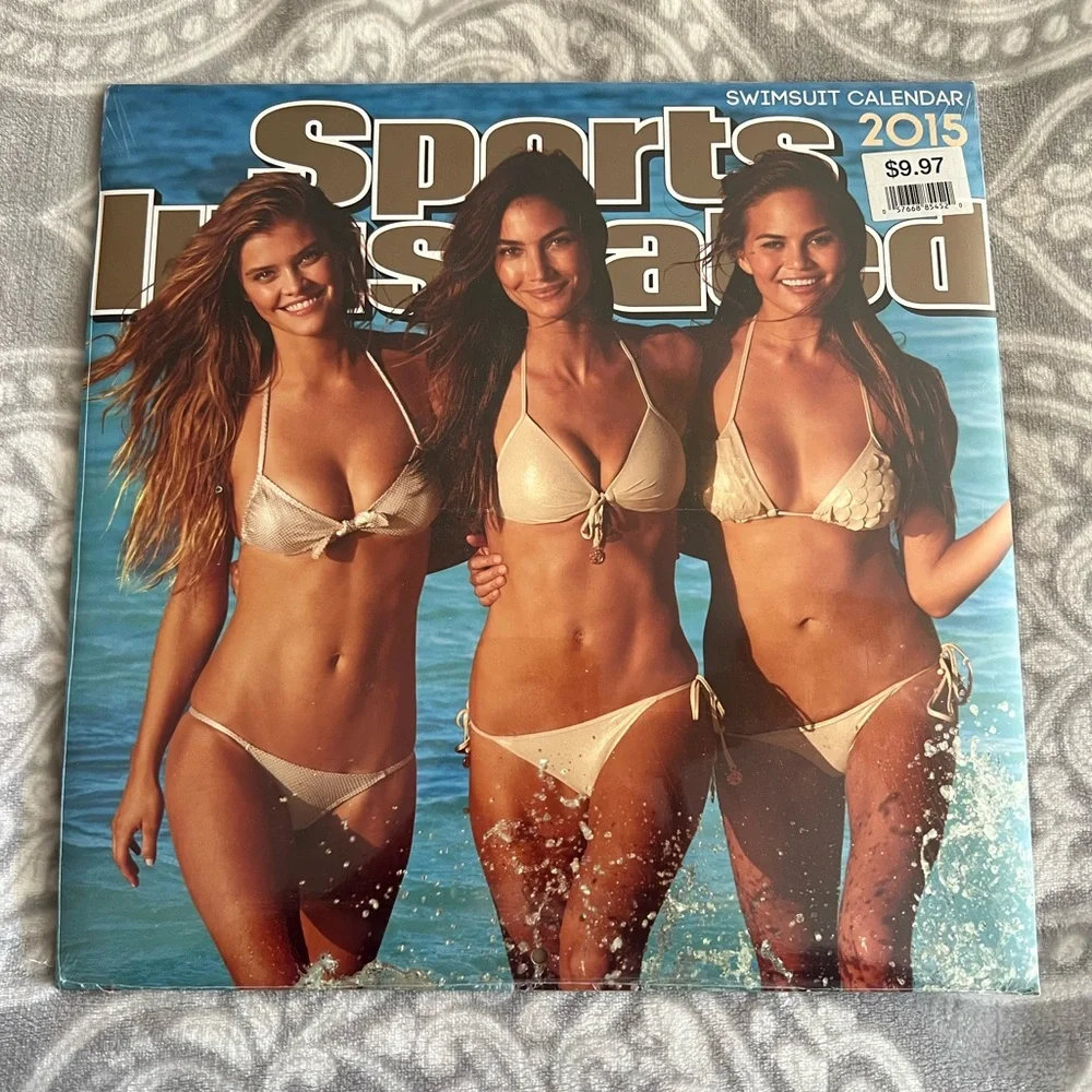 Sports Illustrated Swimsuit Calendar 2015